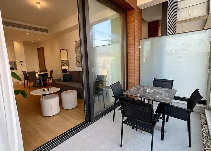 Daire Oxford House By Trulycyprus