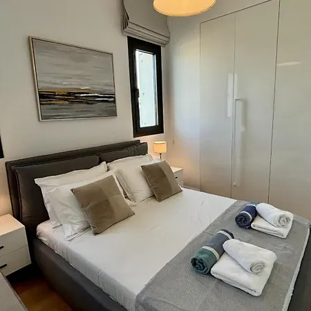 Oxford House By Trulycyprus